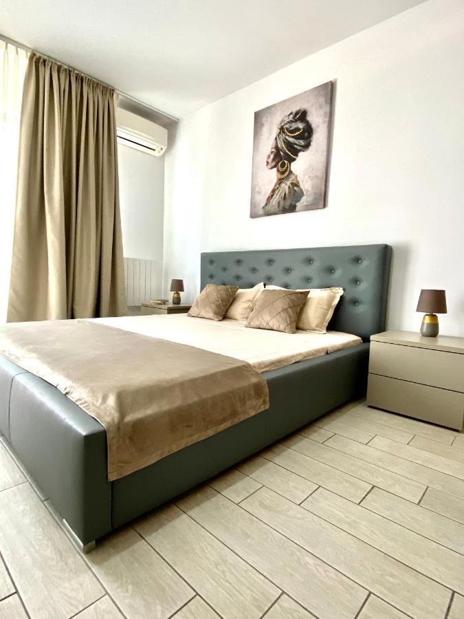 De Silva Studio Adia 4 Mamaia Exterior foto